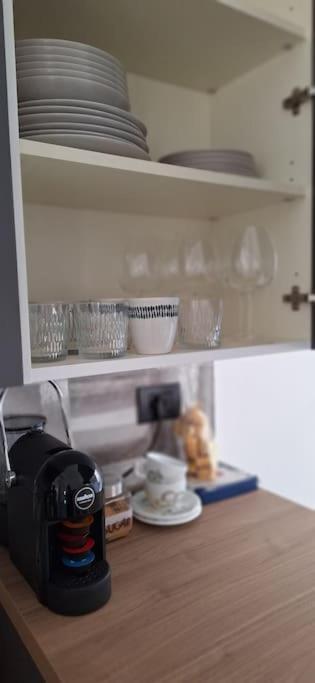 Faby & Fra Apartments Ливорно Экстерьер фото